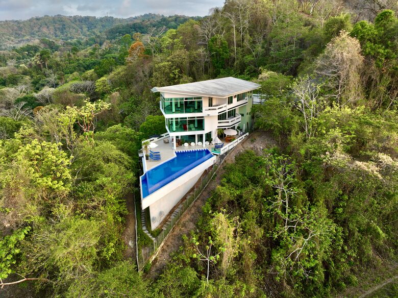 Cliffside Bay View Estate Above Playa Blanca - Garabito, Costa Rica