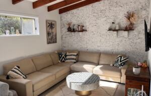 Beach House on the South Coast - Manyana, Australia