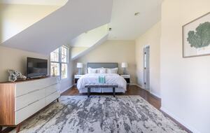 Charming Coastal Retreat | Spacious Beach House with Luxury Amenities - Fairfield, Connecticut