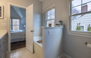 Charming Coastal Retreat | Spacious Beach House with Luxury Amenities - Fairfield, Connecticut