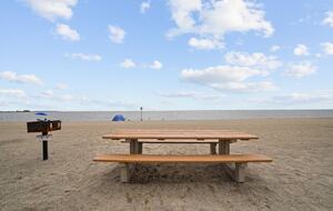 Charming Coastal Retreat | Spacious Beach House with Luxury Amenities - Fairfield, Connecticut