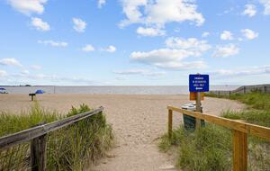Charming Coastal Retreat | Spacious Beach House with Luxury Amenities - Fairfield, Connecticut