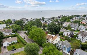 Charming Coastal Retreat | Spacious Beach House with Luxury Amenities - Fairfield, Connecticut