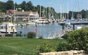 Charming Coastal Retreat | Spacious Beach House with Luxury Amenities - Fairfield, Connecticut