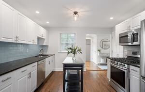 Charming Coastal Retreat | Spacious Beach House with Luxury Amenities - Fairfield, Connecticut