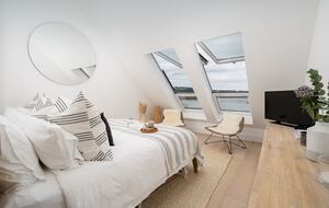 The Bay | Oceanfront Serenity in Cornwall’s Secret Hideaway - Cawsand, United Kingdom