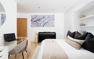 The Bay | Oceanfront Serenity in Cornwall’s Secret Hideaway - Cawsand, United Kingdom