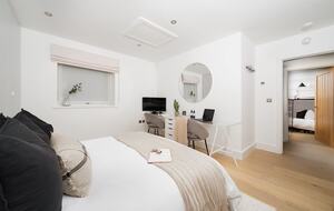 The Bay | Oceanfront Serenity in Cornwall’s Secret Hideaway - Cawsand, United Kingdom