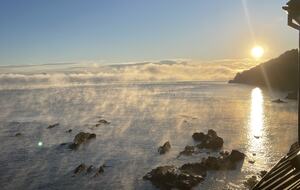 The Bay | Oceanfront Serenity in Cornwall’s Secret Hideaway - Cawsand, United Kingdom