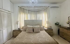 Kingston Urban Oasis Getaway - Kingston, Jamaica