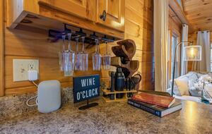 Cozy Cabin on 2 Acres nestled in Blue Ridge Mountains - Blue Ridge, Georgia