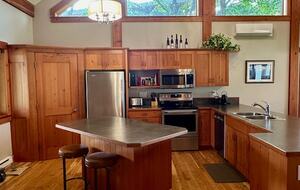 Lakeside Escape in Wine Country and Winter Wonderland - Oliver, Canada