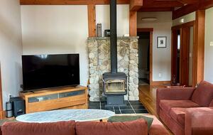 Lakeside Escape in Wine Country and Winter Wonderland - Oliver, Canada