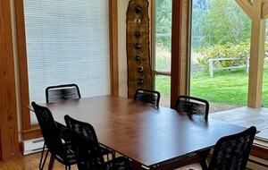 Lakeside Escape in Wine Country and Winter Wonderland - Oliver, Canada