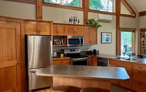 Lakeside Escape in Wine Country and Winter Wonderland - Oliver, Canada