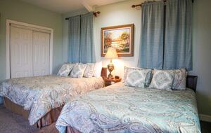 Looking Glass Place - Canyon Lake, Texas