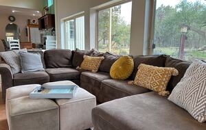 Looking Glass Place - Canyon Lake, Texas