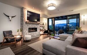 Cosmic Cowboy Retreat - Whitefish, Montana