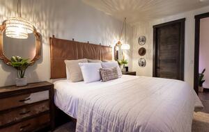 Cosmic Cowboy Retreat - Whitefish, Montana