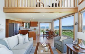 Pearl Point Beach House - Union Bay, Canada