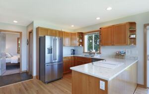 Pearl Point Beach House - Union Bay, Canada