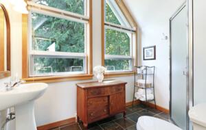 Pearl Point Beach House - Union Bay, Canada