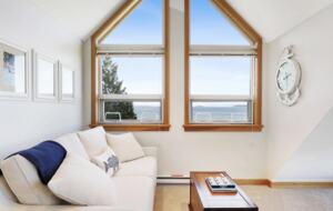 Pearl Point Beach House - Union Bay, Canada