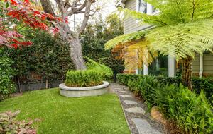 Tranquil Hollywood Retreat Near LA’s Iconic Attractions - Los Angeles, California