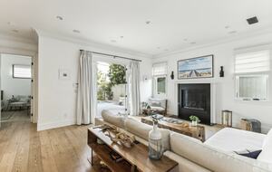 Tranquil Hollywood Retreat Near LA’s Iconic Attractions - Los Angeles, California