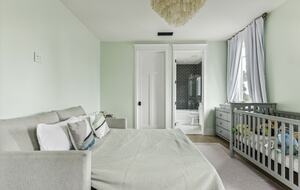 Tranquil Hollywood Retreat Near LA’s Iconic Attractions - Los Angeles, California