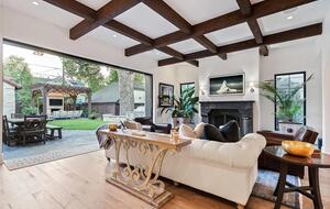 Large Denver Luxe - Denver, Colorado