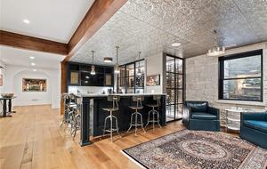 Large Denver Luxe - Denver, Colorado