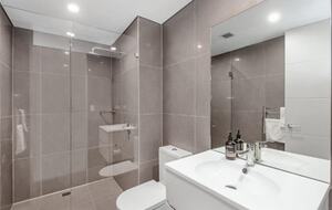 Luxurious Ocean View Apartment Steps from Avoca Beach - Avoca Beach, Australia