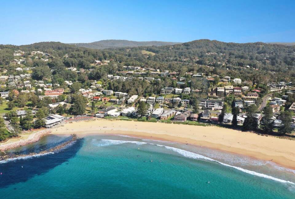 Luxurious Ocean View Apartment Steps from Avoca Beach - Avoca Beach, Australia