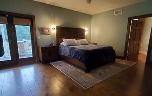 Private Michigan Wooded Getaway - Mears, Michigan