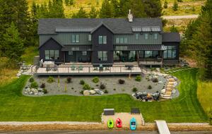 Upscale Montana Retreat with Private Dock & Mountain Views - Anaconda, Montana