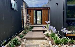 Picturesque Snowy Mountains Retreat - Yaouk, Australia