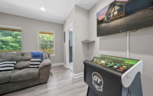 Gameroom - Lower Level