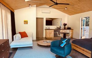 Studio Bedroom.. Queen Bed, Wetbar, Chaise + Steam Shower