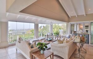 Enclosed Veranda Area