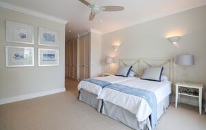 Bedroom 4 (Twin) - Pool Level