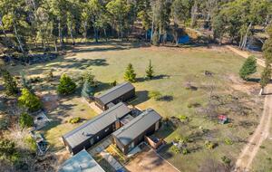 Picturesque Snowy Mountains Retreat - Yaouk, Australia