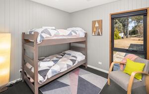 Picturesque Snowy Mountains Retreat - Yaouk, Australia