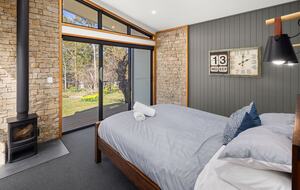 Picturesque Snowy Mountains Retreat - Yaouk, Australia