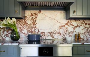 Interior Design Lovers Retreat Near the Ocean - Bellport, New York