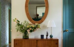 Interior Design Lovers Retreat Near the Ocean - Bellport, New York