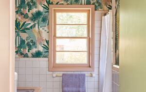 Interior Design Lovers Retreat Near the Ocean - Bellport, New York