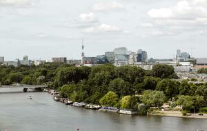 Haut | 13th Floor Skyview - Amsterdam, Netherlands