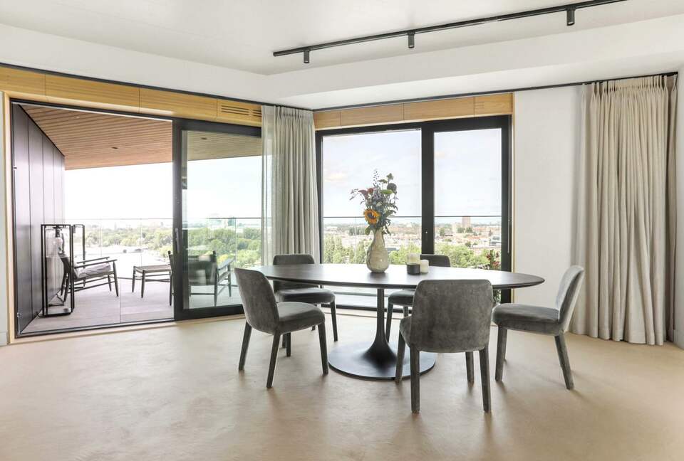 Haut | 13th Floor Skyview - Amsterdam, Netherlands