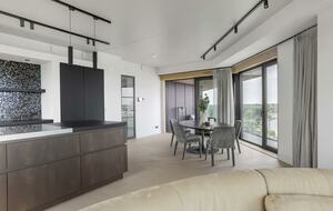 Haut | 13th Floor Skyview - Amsterdam, Netherlands